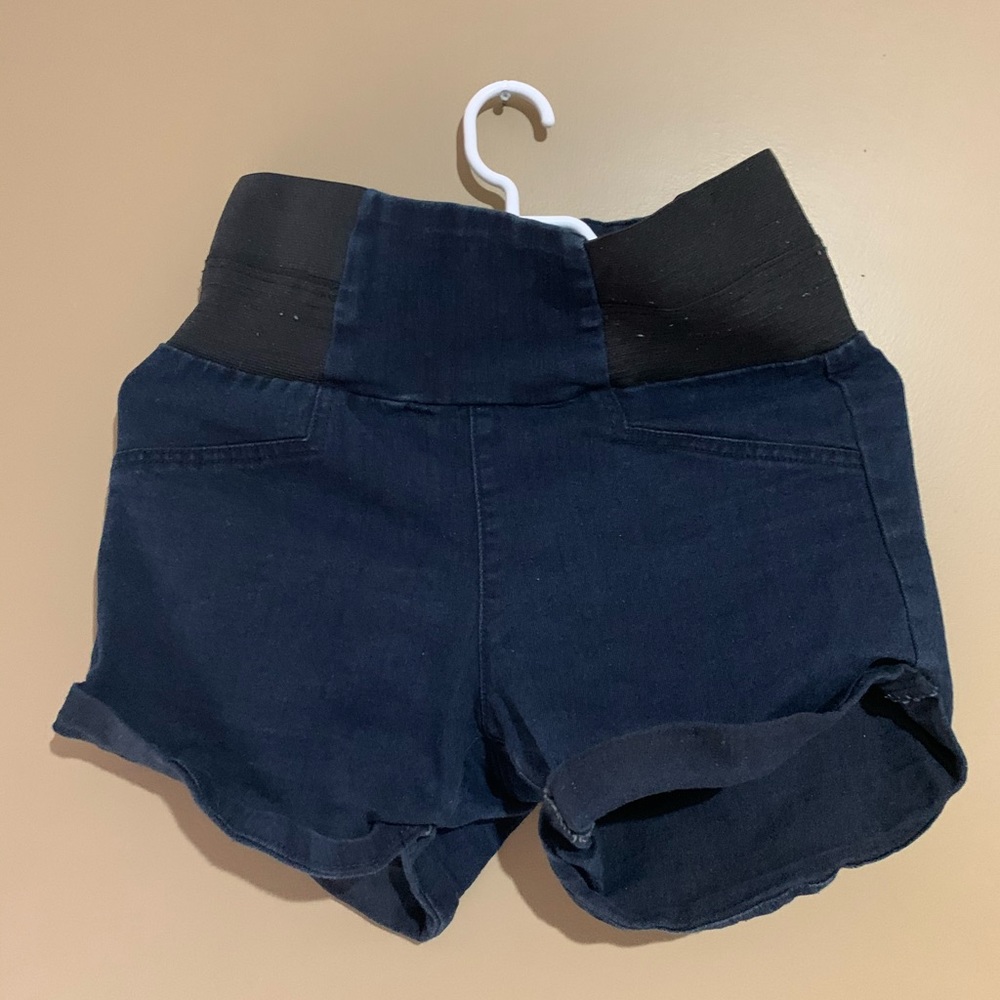 Women short